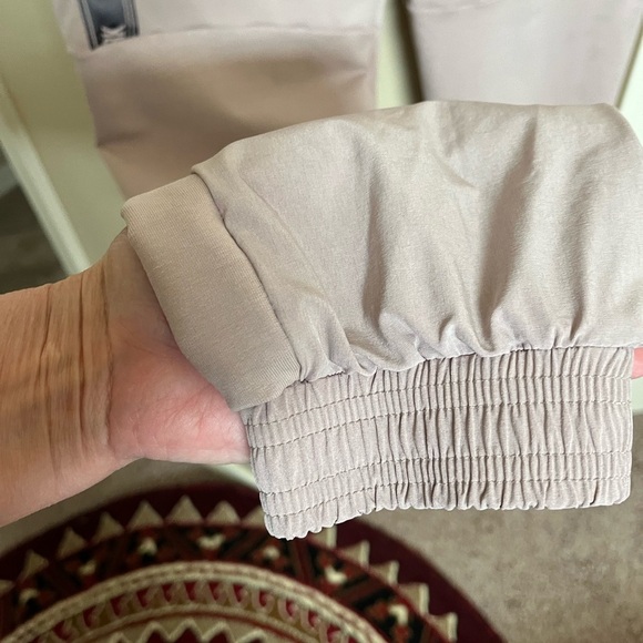 Gymshark Revival Jogger Pullon Drawstring Light Pink Tan Sweatpants  Womens S - Picture 7 of 16